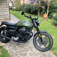 Moto Guzzi V7 III Stone 2018