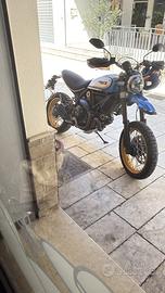 Ducati Desert sled 2022  km 900 -
