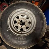 Pneumatici chiodati 4x4