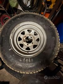 Pneumatici chiodati 4x4