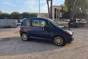 peugeot 1007 1.4 diesel  12 mesi garanzia
