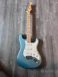 FENDER STRATOCASTER