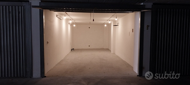 Garage 32 mq Osimo Ancona