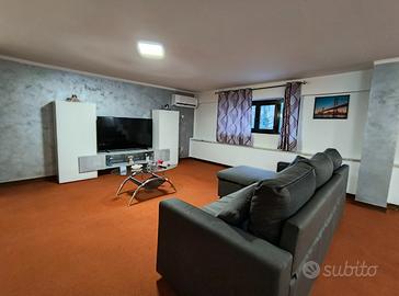 Giffoni V.P. centro, ampio monolocale