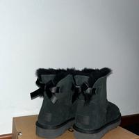 UGG neri
