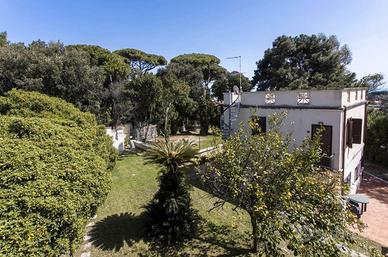 Anzio centro con giardino