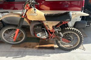 Ricambi ktm 250 gs