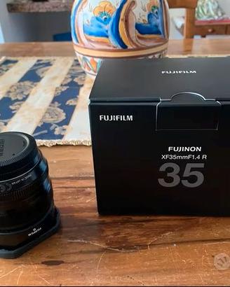 Fujifilm XF 35mm f/1.4 R