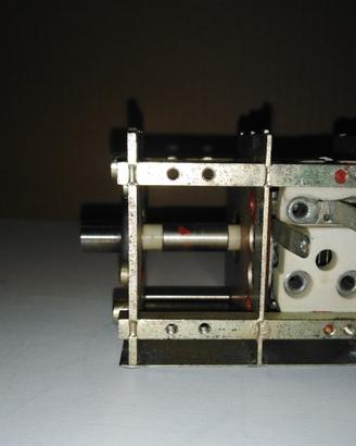 Condensatore variabile per RF