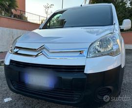 Citroen Berlingo 1.6 HDi terzo posto con porta sup