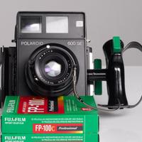 Polaroid 600 SE (Mamiya Press) + 2 Fujifilm FP-100