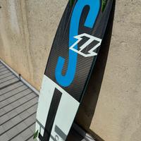 Kaite surf