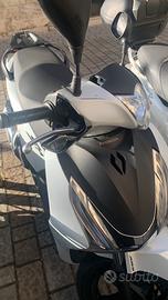 scooter Sh 125