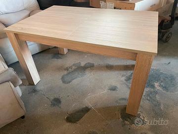 Tavolo nuovo color legno naturale 140/90cm