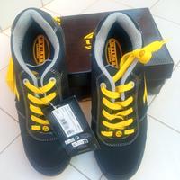 scarpe antinfortunistiche 