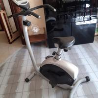 Bicicletta x modellare gambe e corpo