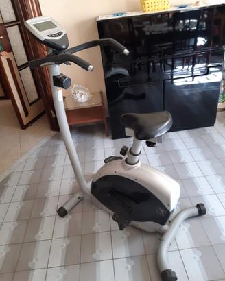 Bicicletta x modellare gambe e corpo