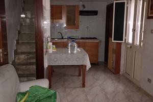 Indipendente Acitrezza sul mare