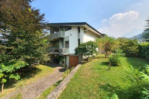 AMPIA VILLA INDIPENDENTE CON GIARDINO FR. ILLEGIO