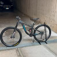Bicicletta Trek Remedy 8 Custom