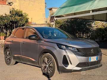 Peugeot 3008 Hybrid4 300 e-EAT8 Allure Pack