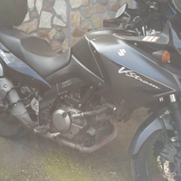 Suzuki v strong 650