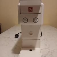 Macchina del caffé Illy Y3.2