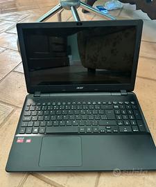 AcerAspire ES1-521, 15,6 pollici , AMD A8, 8GB RAM