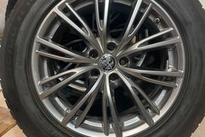 Cerchi in lega Alfa Stelvio+gomme