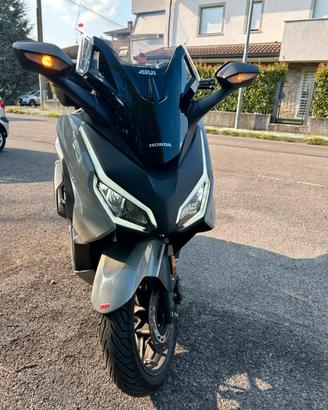 Honda forza 11/2024