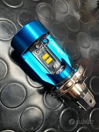 Lampadina LED H4 CAMELIGHT con occhio (mai usata)