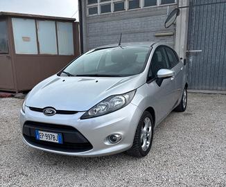 Ford Fiesta 1.4 5 porte Bz.- GPL Titanium