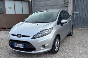 Ford Fiesta 1.4 5 porte Bz.- GPL Titanium