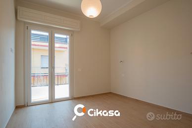 Bilocale ristrutturato con veranda