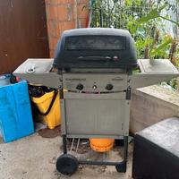 barbecue a gas pietra lavica con bombola 