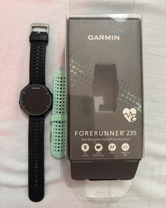 Garmin FORERUNNER 235