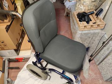 Carrozzina anziani e disabili