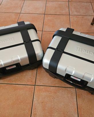 valigie laterali moto trk x 
LOGO BENELLI