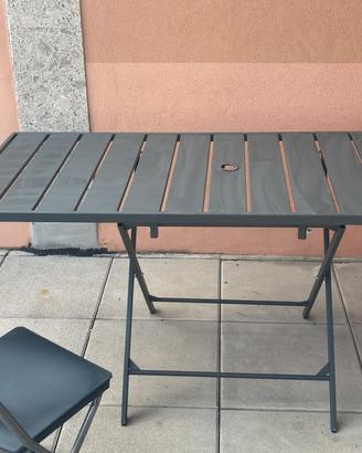 Tavolo esterno in ferro + sedie
