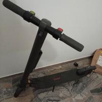 monopattino Segway ninebot e45