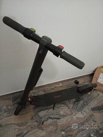 monopattino Segway ninebot e45