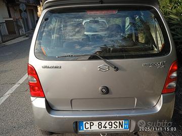 Suzuki wagon r4 4x4 anno 2005