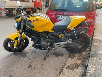 Ducati monster 696 2008