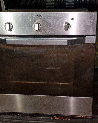 Forno e piano cottura Indesit