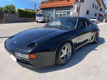 Porsche 928 S4 STROSEK