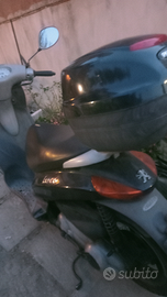 Peugeot Looxor 150