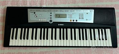 Tastiera Yamaha YPT-200 + Alimentatore