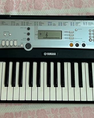 Tastiera Yamaha YPT-200 + Alimentatore