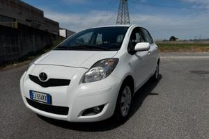 Toyota Yaris 1.0 5 porte Sol