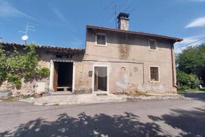 RUSTICO A CAPRINO VERONESE